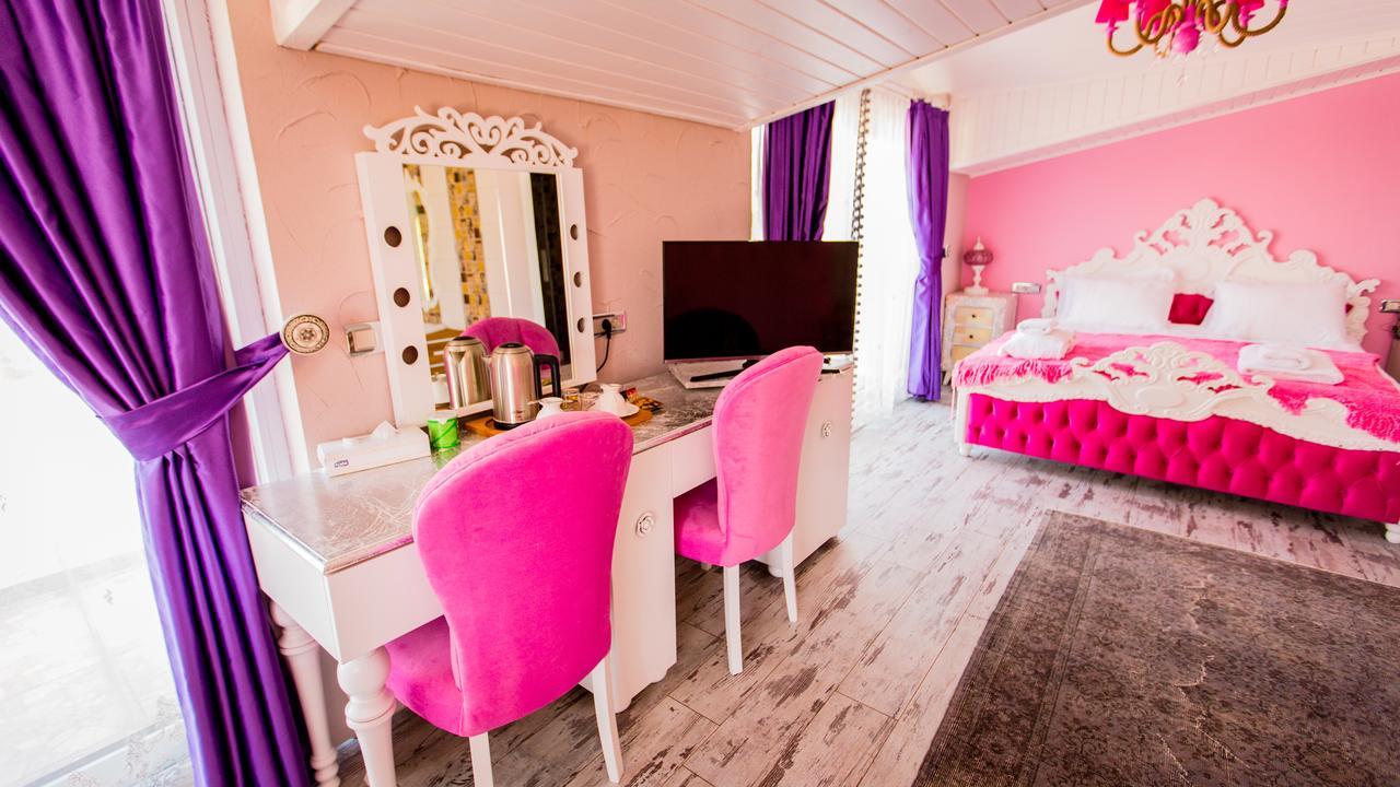 Limnades Hotel İznik Екстериор снимка