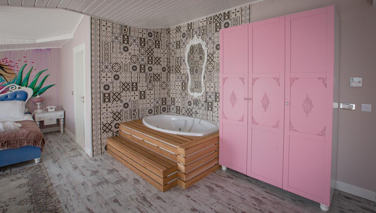 Limnades Hotel İznik Екстериор снимка