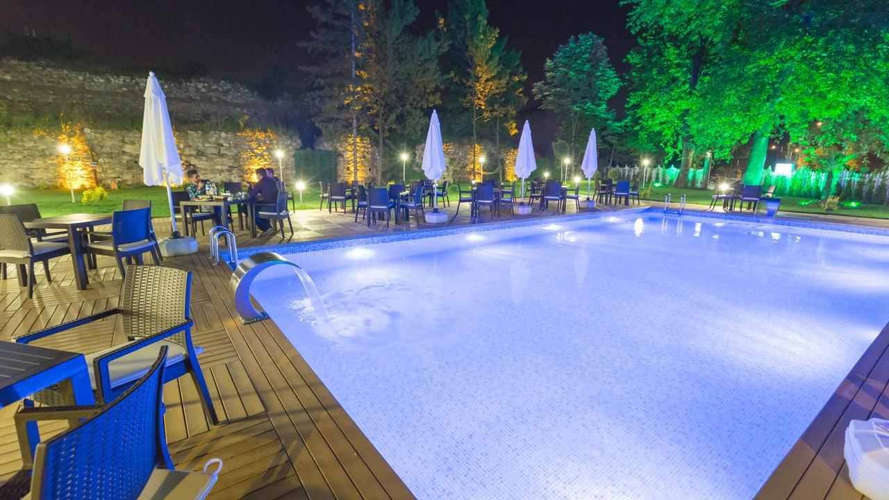 Limnades Hotel İznik Екстериор снимка